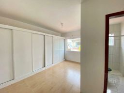 https://img.olx.com.br/thumbs256x256/12/124682304031348.jpg