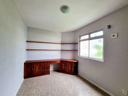 https://img.olx.com.br/thumbs256x256/12/125513643730625.jpg