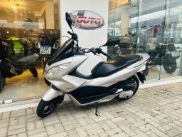 https://img.olx.com.br/thumbs256x256/12/125514154985422.jpg