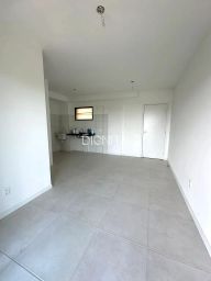 https://img.olx.com.br/thumbs256x256/12/125581280931641.jpg