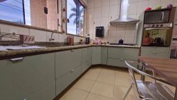 https://img.olx.com.br/thumbs256x256/12/126562403486358.jpg