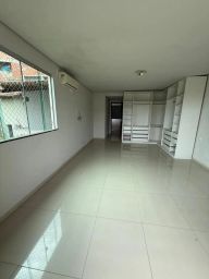 https://img.olx.com.br/thumbs256x256/12/126660663161991.jpg
