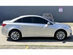 https://img.olx.com.br/thumbs256x256/12/126664924376056.jpg