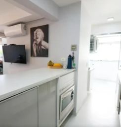 https://img.olx.com.br/thumbs256x256/12/126697804592812.jpg