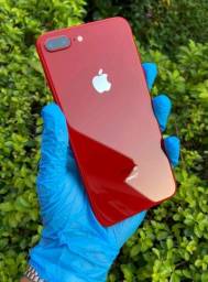 Título do anúncio: iPhone vermelho 8 plus 64 GB Vitrine!