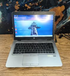 https://img.olx.com.br/thumbs256x256/12/127653320290705.jpg
