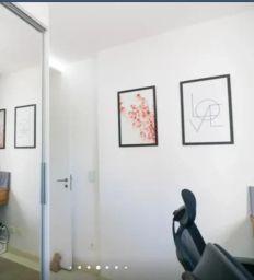 https://img.olx.com.br/thumbs256x256/12/127657567380353.jpg