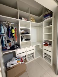 https://img.olx.com.br/thumbs256x256/12/128503635464261.jpg