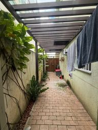 https://img.olx.com.br/thumbs256x256/12/129568878804494.jpg