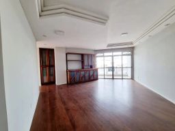 https://img.olx.com.br/thumbs256x256/12/129577763741718.jpg