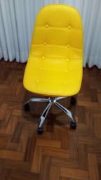 Título do anúncio: Cadeira Office  Base Giratória Amarelo