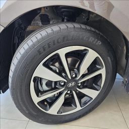 https://img.olx.com.br/thumbs256x256/13/130505402910420.jpg