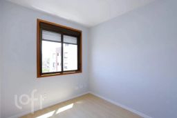 https://img.olx.com.br/thumbs256x256/13/130511647642886.jpg