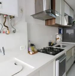 https://img.olx.com.br/thumbs256x256/13/130621441434944.jpg