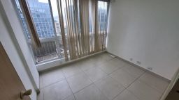 https://img.olx.com.br/thumbs256x256/13/130674660674106.jpg