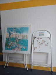 Título do anúncio: Conjunto infantil de mesa e cadeira dobráveis, em aço).