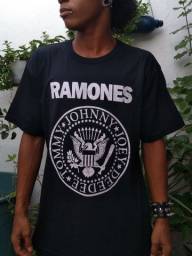 Título do anúncio: Camisa de banda de Rock - Ramones 