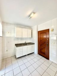 https://img.olx.com.br/thumbs256x256/13/131630559621678.jpg