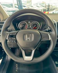 https://img.olx.com.br/thumbs256x256/13/131633679467983.jpg