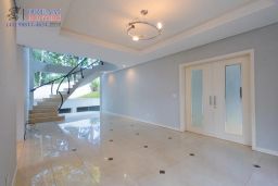 https://img.olx.com.br/thumbs256x256/13/131677187014000.jpg