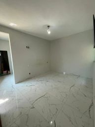 https://img.olx.com.br/thumbs256x256/13/132517408335011.jpg