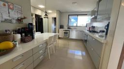 https://img.olx.com.br/thumbs256x256/13/132555042876565.jpg