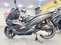 https://img.olx.com.br/thumbs256x256/13/132572526170042.jpg