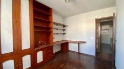 https://img.olx.com.br/thumbs256x256/13/132590528825064.jpg