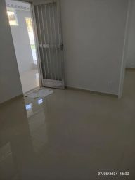 https://img.olx.com.br/thumbs256x256/13/133407563776034.jpg