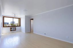 https://img.olx.com.br/thumbs256x256/13/133576645582600.jpg