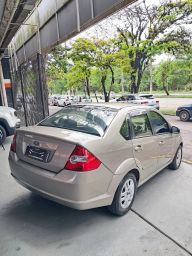 https://img.olx.com.br/thumbs256x256/13/134645686699713.jpg