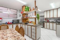 https://img.olx.com.br/thumbs256x256/13/134683674958268.jpg