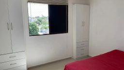 https://img.olx.com.br/thumbs256x256/13/135556520468215.jpg