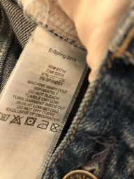 Título do anúncio: Calça jeans feminina original Armani Exchange tamanho 36