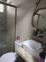 https://img.olx.com.br/thumbs256x256/13/136527644100644.jpg