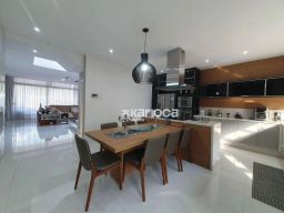 https://img.olx.com.br/thumbs256x256/13/136529763062149.jpg