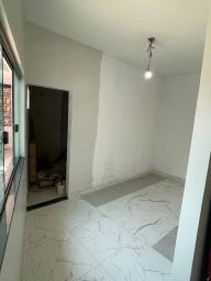 https://img.olx.com.br/thumbs256x256/13/136598641408684.jpg