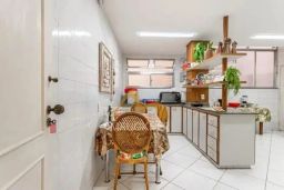 https://img.olx.com.br/thumbs256x256/13/136681791035920.jpg