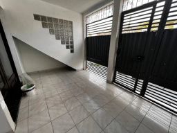 https://img.olx.com.br/thumbs256x256/13/137339701353271.jpg