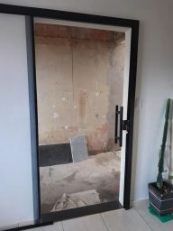 https://img.olx.com.br/thumbs256x256/13/137422245237341.jpg