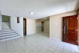 https://img.olx.com.br/thumbs256x256/13/137506283700142.jpg