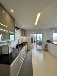 https://img.olx.com.br/thumbs256x256/13/137696449940977.jpg