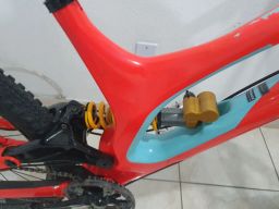 https://img.olx.com.br/thumbs256x256/13/138515500640833.jpg