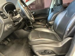 https://img.olx.com.br/thumbs256x256/13/138531759083944.jpg