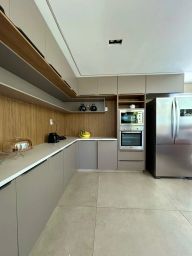 https://img.olx.com.br/thumbs256x256/13/138557640251512.jpg