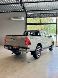 https://img.olx.com.br/thumbs256x256/13/138674078359992.jpg