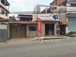 Título do anúncio: Imovel com duas residencias em Cruzeiro do Sul + Ponto de Comércio