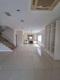 https://img.olx.com.br/thumbs256x256/14/140572766434975.jpg