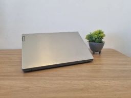 https://img.olx.com.br/thumbs256x256/14/140611911189021.jpg