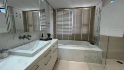 https://img.olx.com.br/thumbs256x256/14/141503642200490.jpg